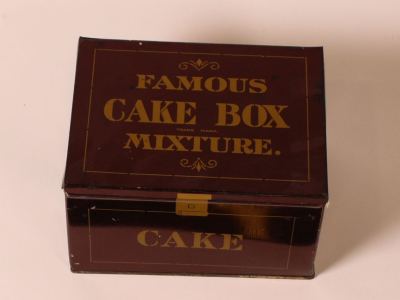 T-FamousCakeBoxMixtureZOOM